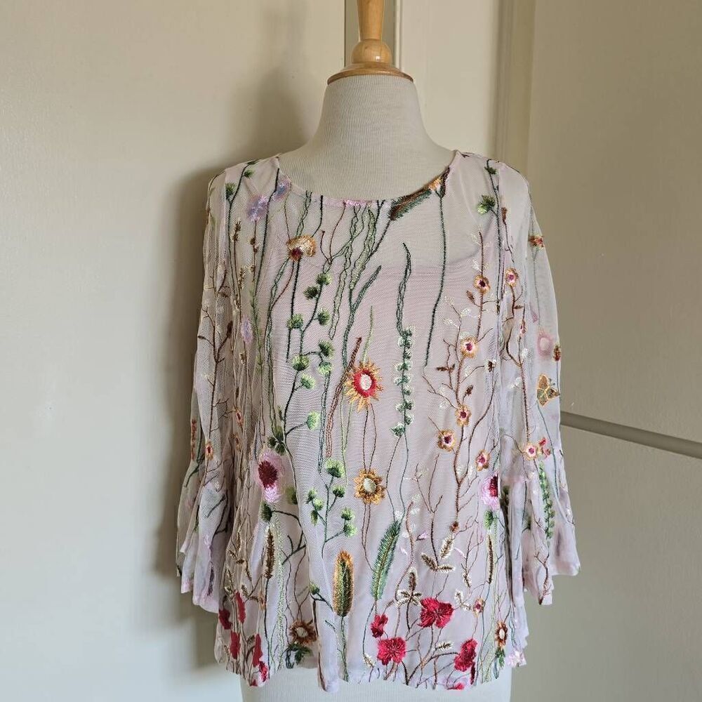 Cynthia Rowley Nude Sheer Embroidered Floral Blouse Romantic Whimsical, NWOT, L